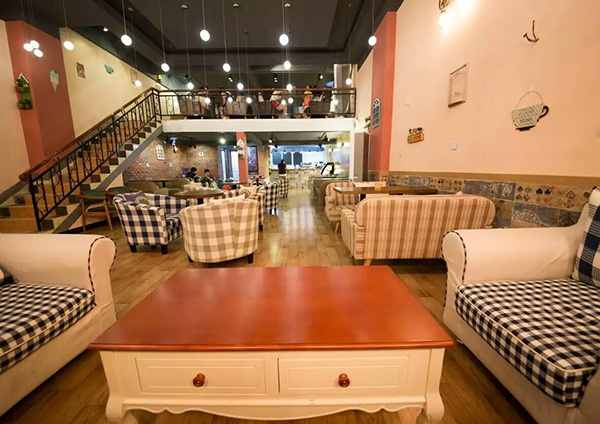 硅藻泥有價(jià)，父母給孩子的愛無(wú)價(jià)